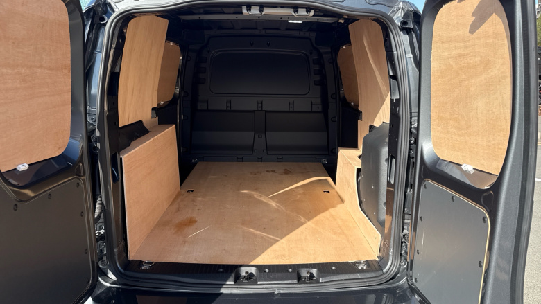 Ford Transit Connect 250 L2 Petrol 1.5 EcoBoost PHEV 150 Limited Van Auto